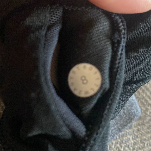 Lululemon Energy Bra - Picture 9 of 9